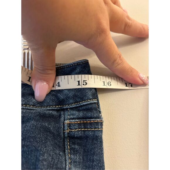 Y2K American Eagle Favorite Boyfriend Jeans size 6 Short Low-Rise - Picture 5 of 7